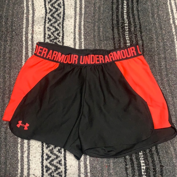 Under Armour Pants - Small Red Under Armour shorts
